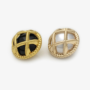 Boutons métalliques à prix compétitif pour chemises et vêtements, décoratifs, de différentes formes, taille personnalisable, boutons métalliques pour vêtements - Product Image 2