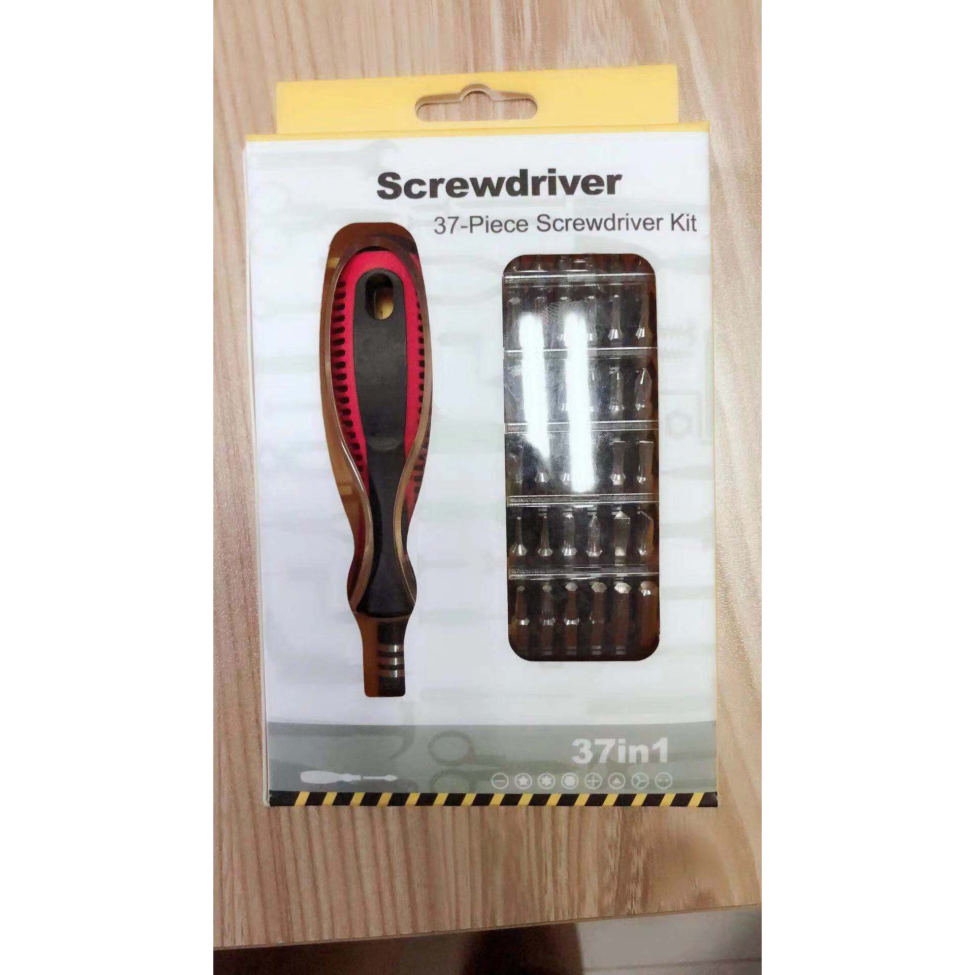 สีเหลือง