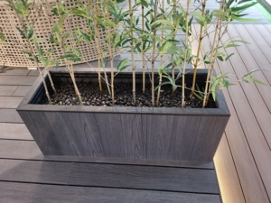 Support de jardinière de fleurs décoratif <span class=keywords><strong>en</strong></span> composite de bois et plastique de jardin personnalisé Jardinière <span class=keywords><strong>en</strong></span> acier corten avec treillis - Product Image 2