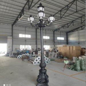 Lampes de jardin européennes décoratives en <span class=keywords><strong>fer</strong></span> forgé rétro, lampadaire, décoration, zones piétonnes, lanterne sur poteau - Product Image 3