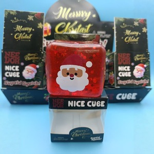 NeeDoh Cubo de Navidad Nice Cube, Juguete Blandito de Maltosa con Purpurina, Sensorial Antiestrés para Niños y Adultos, Regalo Festivo - Product Image 3