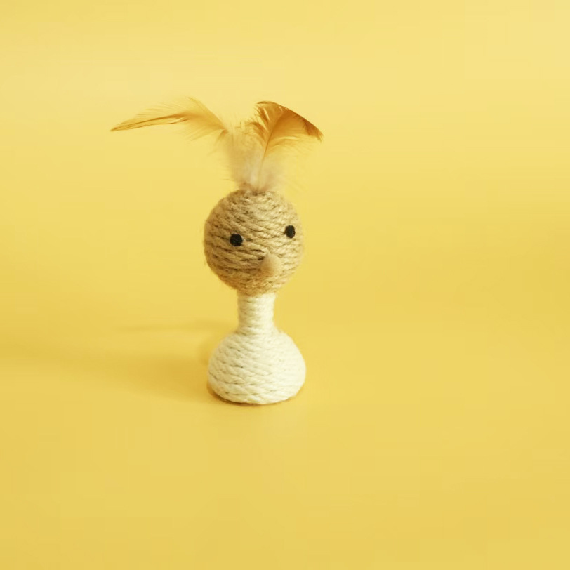 Poupée en plumes