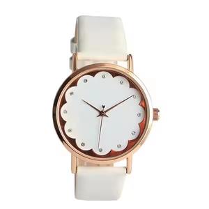 Montre automatique pour homme en acier inoxydable personnalisée, surface saphir, calendrier, étanche, mécanique - Product Image 5