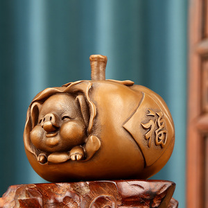 Sculpture de kaki porte-bonheur en cuivre violet Copper World, fait main, signe du zodiaque Cochon, décoration de bureau, cadeau - Product Image 1