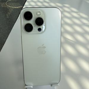 Para 15 <span class=keywords><strong>Pro</strong></span> <span class=keywords><strong>Max</strong></span>, Pantalla AMOLED de 6.7 Pulgadas y 120 Hz, LTE, Español Francés, NFC, Cámara de 48 MP, Almacenamiento de 8+<span class=keywords><strong>256</strong></span>/512 GB/1 TB, 99% Nuevo - Product Image 2