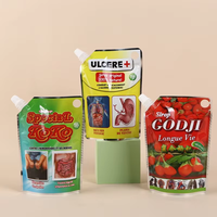 Pochette souple personnalisée avec bec verseur pour emballage de jus et de boissons liquides avec bouchon, qualité alimentaire, usine OEM ODM
