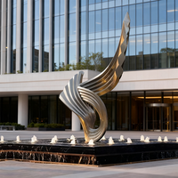 Sculptures paysagères contemporaines sur mesure pour cour de bureau, statue ornementale en acier inoxydable poli miroir en forme de cercle