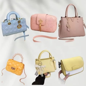 Ttn 2026 Venta al por mayor de bolsos de lujo usados, bolsos de hombro, fardos mixtos de ropa de segunda mano para mujer, bolsos surtidos para mujer - Product Image 1
