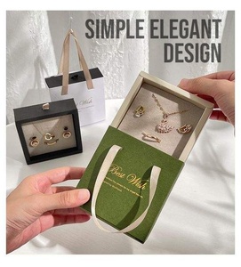 Caja de Regalo de Boda Minimalista Bee, Caja Nupcial Simple y Elegante con Cierre Magnético, Logotipo Personalizado, Papel Artesanal, Caja Pequeña para Joyería - Product Image 2