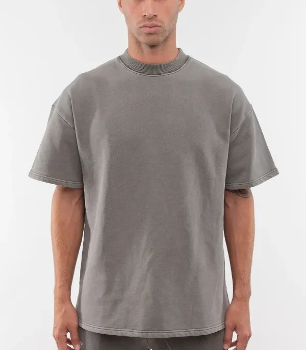 लक्जरी डिजाइन भारी कपास पुरुषों के टी शर्ट उच्च गुणवत्ता रिक्त विंटेज लोगो कस्टम बड़े मॉक गर्दन हैवीवेट टी शर्ट