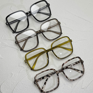 Lunettes de soleil tendance pour hommes et femmes, surdimensionnées, carrées, bloquant la lumière bleue, en polycarbonate, pour le quotidien et la ville - Product Image 5