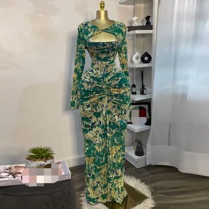 Robes portefeuille imprimées à col creux et manches longues taille haute pour femmes – Tendance - Product Image 6