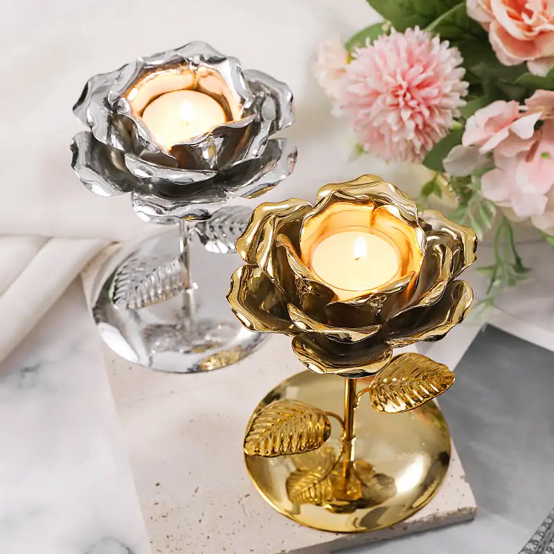 नॉर्डिक शादी लक्जरी घर सजावट मोमबत्ती सोना चढ़ाया चांदी गुलाब का फूल आकार चीनी मिट्टी मोमबत्ती धारकों आभूषण विरूपण साक्ष्य