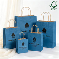 Sacs cadeaux en papier kraft écologiques en gros, sacs de transport personnalisés imprimés, emballages de vente au détail robustes, sacs de shopping pour boutiques de vêtements