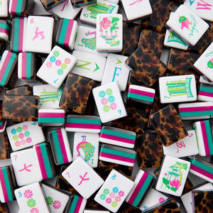 Tessere Mahjong Luminose Wild Glow da 1,25 Pollici in Acrilico Effetto Tartaruga, Tessere a 4 Strati, Mahjong Americano Oh My, 160 Tessere per Ogni Serata di Gioco - Product Image 2