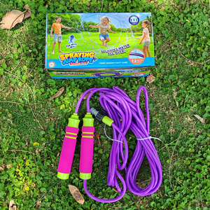 Cuerda de Saltar con Rociador de Agua de 8 Metros, Juguete Acuático de Verano para Exteriores, Jardín, Césped, Juego Interactivo en Grupo para Niños - Product Image 6