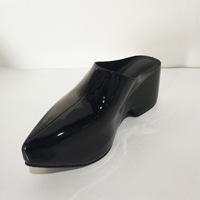 Mules fermées pour femmes, talons étranges, plateforme haute, pantoufles de plage, semelles épaisses, tongs d'été, respirantes, légères