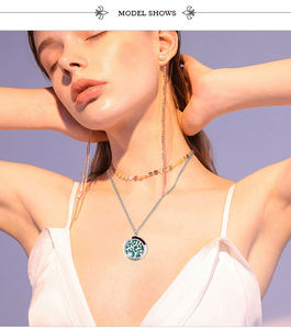 Medaglione pendente tondo semplice profumo inciso foglia d'acero di alta qualità - Product Image 5