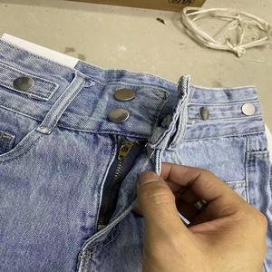 Shorts Cortos de Mezclilla DZL033 para Mujer al por Mayor Tallas S-XL, Nuevos y Frescos con <span class=keywords><strong>Diferentes</strong></span> Estilos - Product Image 4