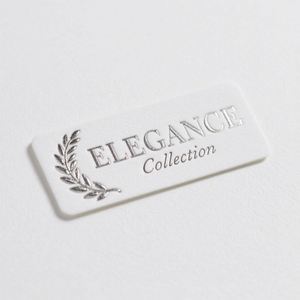 Étiquettes autocollantes imperméables découpées à la forme de fruits avec impression de logo personnalisé pour usage agricole - Product Image 4