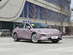 2024รถยนต์หรูหราของจีน Geely Galaxy E8ระยะไกล210กม./ชม. รถกระเช้าไฟฟ้ามือสอง Geely Galaxy E8 - Product Image 3