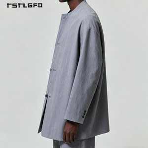 Ensemble 2 pièces gris minimaliste pour homme : veste sans col boutonnée et pantalon large – Style décontracté et coupe ample de créateur - Product Image 2