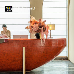 Mostrador de Recepción Personalizado de Cuarzo Rubí Rojo Natural Semiprecioso para Vestíbulo de Hotel, Barra de Bar, Oficina de Ventas - Product Image 1