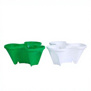 Tour de jardinage verticale à 3 niveaux en plastique PP, pot de culture empilable pour fraises avec base de drainage, 9 emplacements de plantation – Approvisionnement direct usine - Product Image 1