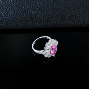 Anillo de Plata de Ley 925 con Zafiro Padparadscha Cultivado en Laboratorio - Product Image 4