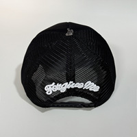 Gorra Trucker de 5 Paneles de Espuma y Malla, con Letras de Grafiti Moradas y Estampado 3D en Relieve, Transpirable/Impermeable, con Cierre de Doble Hebilla, Estilo Béisbol