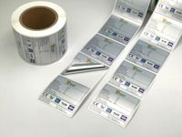 Autocollants en vinyle personnalisés en rouleau, étiquettes imperméables et résistantes à l'huile, options de laminage par estampage à chaud, étiquettes avec code QR et code à scanner pour