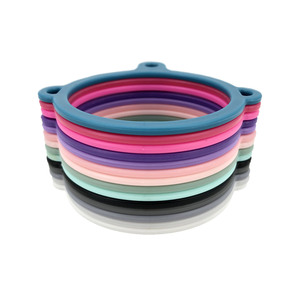 Anneau de sécurité accessoire de <span class=keywords><strong>camping</strong></span> 3 trous anneau de sécurité coloré en plastique pour bouteille d'eau à large bouche - Product Image 6