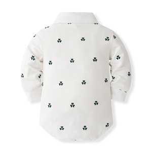 Catpapa Vente en gros Ensemble de cérémonie 4 pièces pour bébés garçons, comprenant Body imprimé trèfle, Pantalon à bretelles vert foncé, Nœud papillon et <span class=keywords><strong>Béret</strong></span>, pour Baptême - Product Image 4