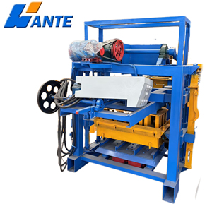Máquina para Hacer Bloques QT 40-1, Maquinaria para Fabricar <span class=keywords><strong>Ladrillos</strong></span> - Product Image 5