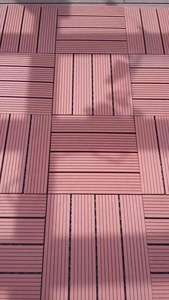 Baldosas Modernas y Contemporáneas para Terraza, Exterior y Acera, WPC Impermeable, Vida Útil <span class=keywords><strong>de</strong></span> 25 a 30 Años, Fácil Instalación con Sistema <span class=keywords><strong>de</strong></span> Clic, Acabado Liso Cepillado Tipo <span class=keywords><strong>Madera</strong></span> - Product Image 2