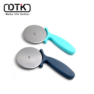 DTK Nouveau Design Bleu Série D'ustensiles de Cuisine En Acier Inoxydable <span class=keywords><strong>Roulette</strong></span> À <span class=keywords><strong>Pizza</strong></span> Avec Poignée EN PP - Product Image 6