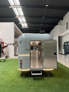 Camion de restauration mobile commercial de 16 pieds, bleu, style Airstream, pour hamburgers et pizzas, avec équipement de cuisine <span class=keywords><strong>complet</strong></span> sur roues, en vente en UE - Product Image 6