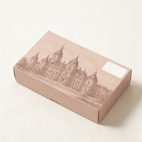 Boîte en carton blanc durable avec couvercle à clipser, base élégante, couleur personnalisée, grand logo, coffret cadeau pour les faveurs de mariage