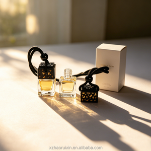 Flaconi in Vetro Vuoti da 5ml per Profumo <span class=keywords><strong>Auto</strong></span> con Clip Nera per Ventilazione, Bottiglie Diffusore di Oli Essenziali Portatili e Ricaricabili per <span class=keywords><strong>Auto</strong></span> - Product Image 1