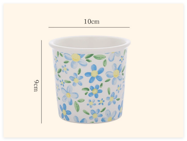 Fiore bianco blu