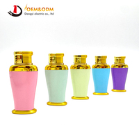 Dongyi 2025 OEM Vente en gros Briquets métalliques de luxe vintage Briquets à cigare coupe-vent personnalisés Briquet à gaz rechargeable DY-F051