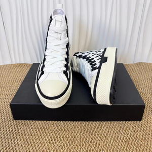 College-style stylish and simple flat shoes with rubber soft soles, star-patterned casual shoes, high-<b>top</b> canvas shoes - Product Image 1