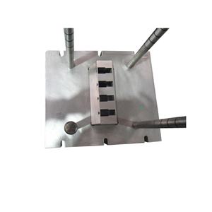 Fabricant de moules d'injection multi-matériaux ABS à haute efficacité pour boîtier de support intégré de compteur de vitesse et de lumière de vélo - Product Image 1