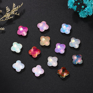 Strass en verre cristal 3D en forme de fleur à quatre pétales, 8x8mm, dos plat, irisé, pour nail art et accessoires de bijouterie DIY - Product Image 2