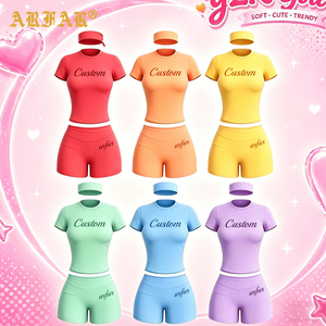 Ensemble Lounge 3 Pièces <span class=keywords><strong>Femme</strong></span> Y2K avec T-shirt à Manches Courtes, Short à Rabats et Bandeau, Personnalisable avec Logo et Couleurs – Tenue d'Été - Product Image 1