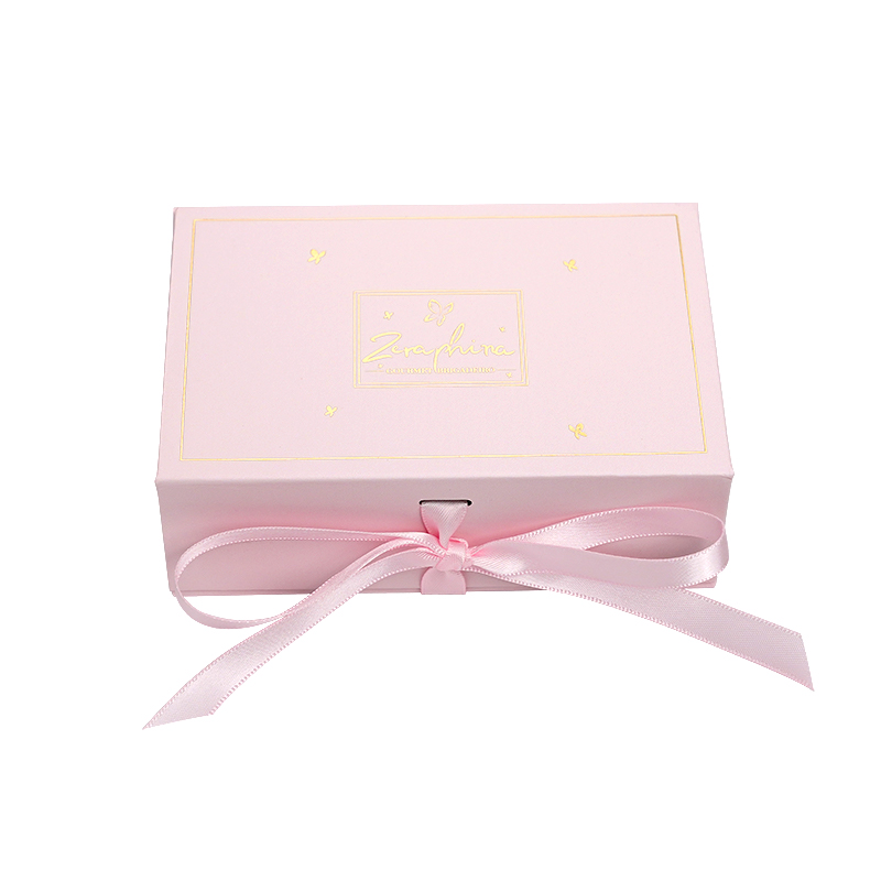 caja con asa de cinta