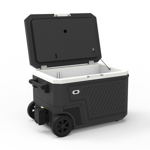 Mini Refrigerador y Congelador GCSOAR de 50L para Habitaciones de Hotel, con Iluminación Interna por Inducción, Alimentación Solar y de Corriente Alterna, Ideal para Autos y Bares - Product Image 6