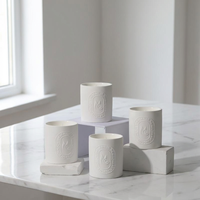 Bougie parfumée artisanale en cire de soja de luxe avec logo de marque en relief sur tasse en céramique, longue durée de combustion, Pâques