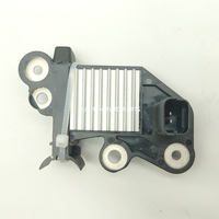 Régulateur de tension d'alternateur 12V pour LADA Largus RENAULT Captur H4B400 0272220706 IB736