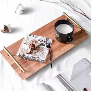Plateau de petit-déjeuner personnalisé avec logo, plateau de service à thé <span class=keywords><strong>en</strong></span> <span class=keywords><strong>bois</strong></span> classique avec poignée <span class=keywords><strong>en</strong></span> métal, écologique, pour la famille, services de tasses à café pour le camping - Product Image 3